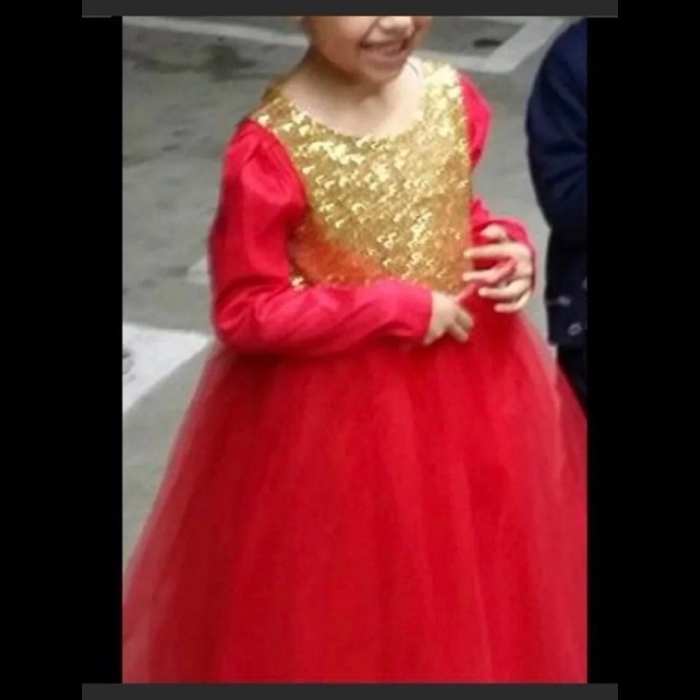 Girls Christmas dress size  6